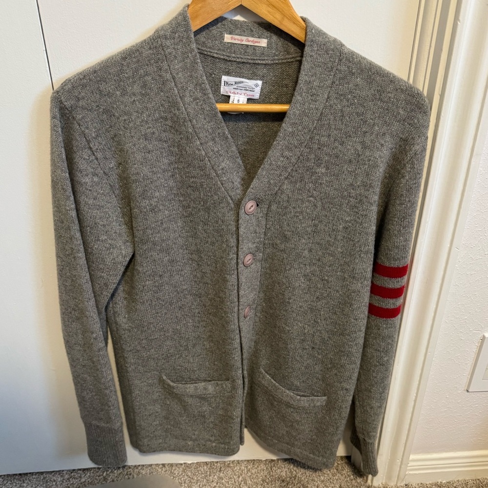Gant Gray Cardigan with Red Accents